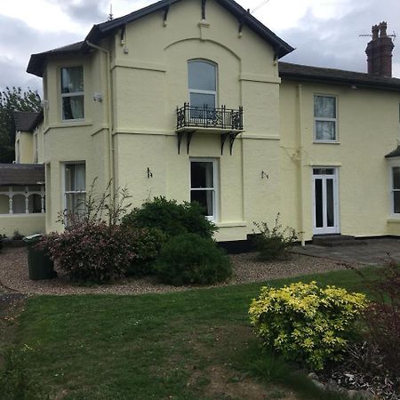 Winston Manor Guesthouse Rooms Churchill (Somerset) Exterior photo